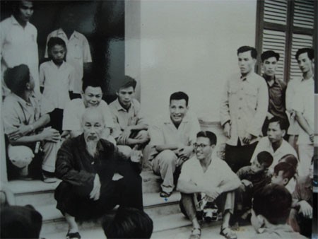 Toward the Celebration of the 63rd Anniversary of Lam Thao Superphosphate Company: From following President Ho Chi Minh’s wish to a national brand