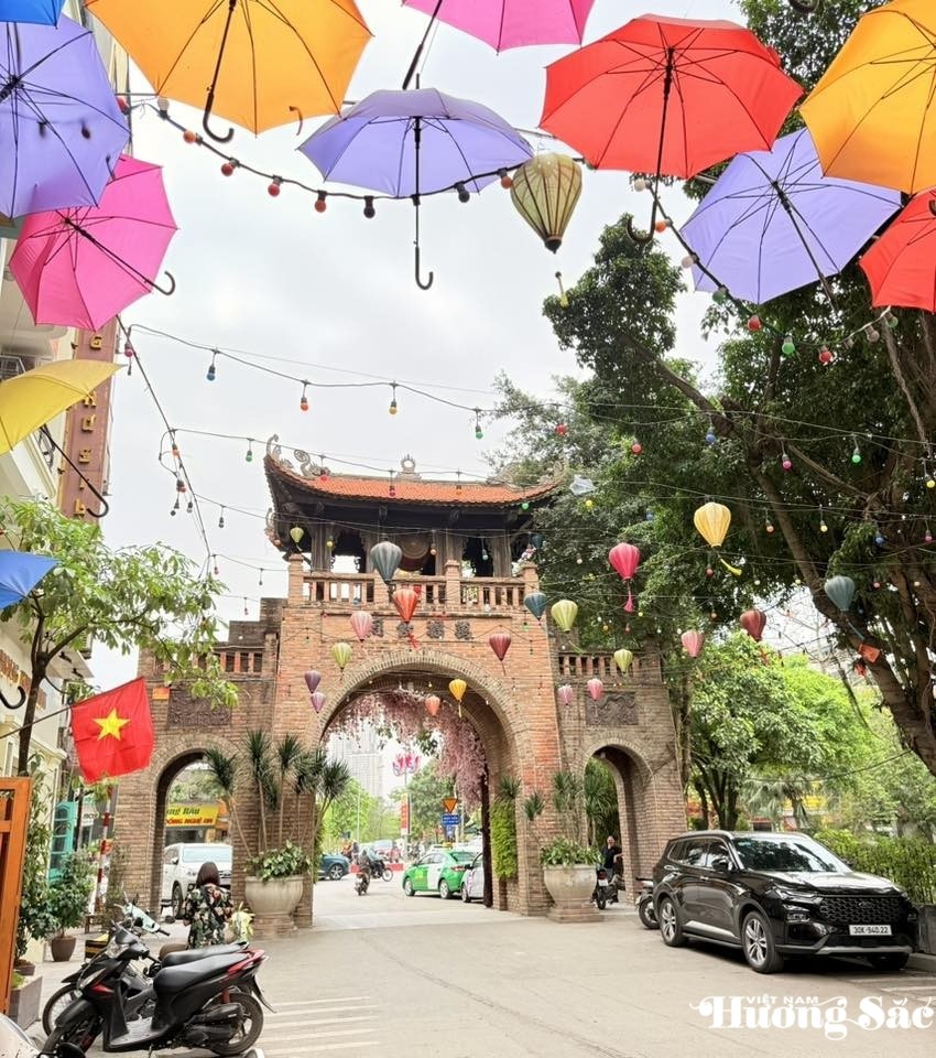 Van Phuc Silk Village: Weaving tranquility through memories and colors