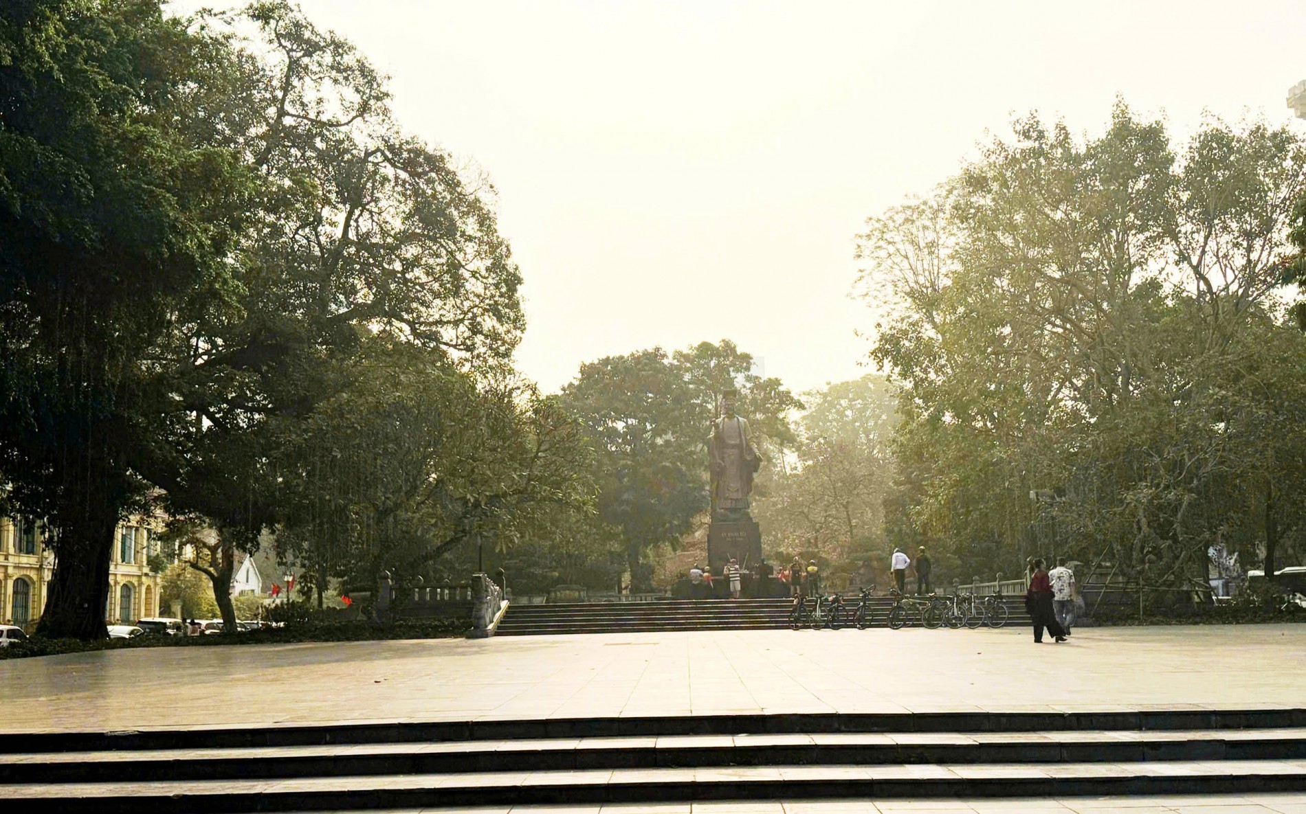 Deteriorating air quality: Time for Hanoi to make bold investments in green spaces
