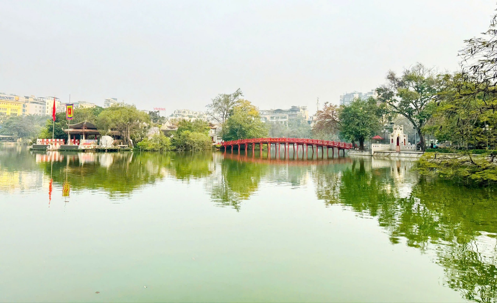 Deteriorating air quality: Time for Hanoi to make bold investments in green spaces